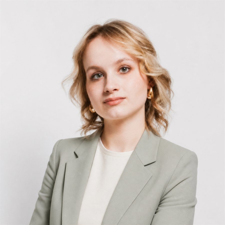Елена Серебренникова — комьюнити-менеджер Voice